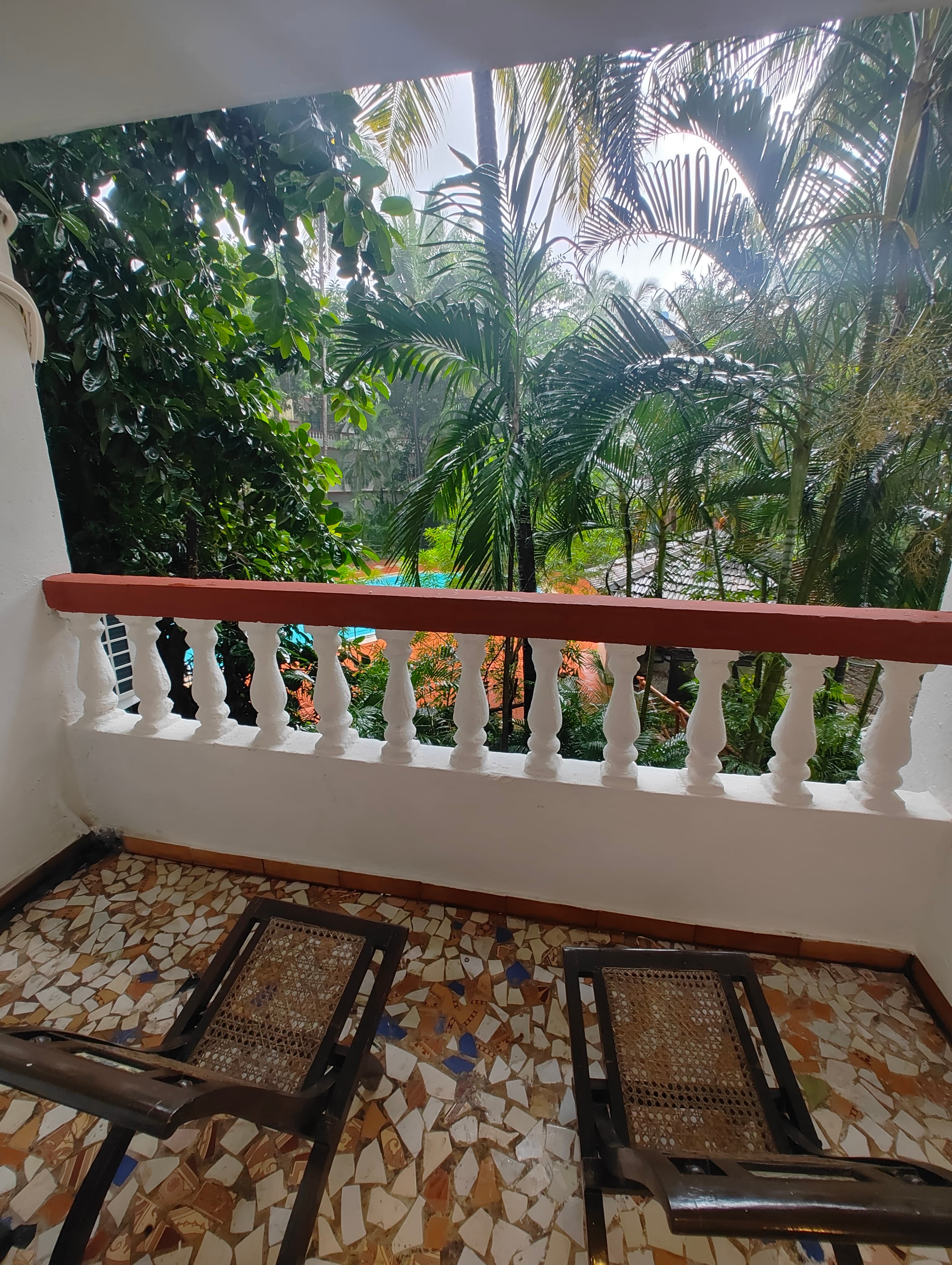 Mello Rosa balcony view